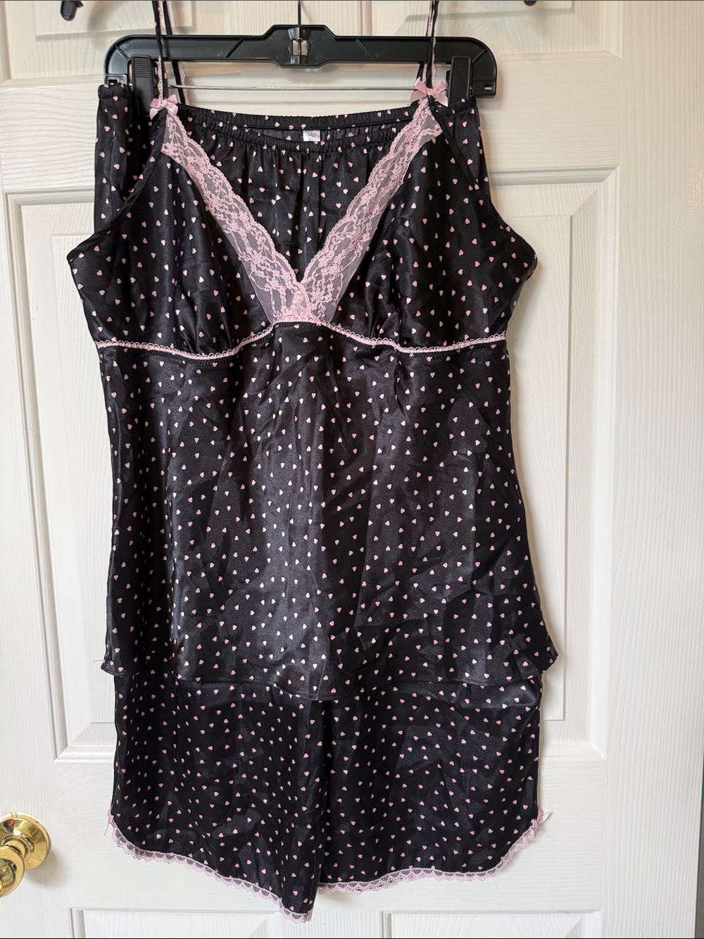 Gilligan & O'Malley Black Satin Camisole & Pants with Pink Lace and Hearts